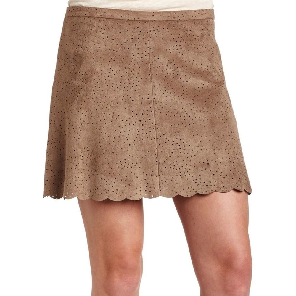 BGBGMaxAzria Sheryl Faux Suede Flare Mini Skirt Mocha Brown sz L - Picture 3 of 10